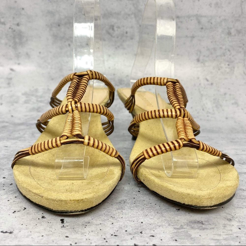 Ann Marino strappy leather heeled sandal 8 - Picture 3 of 10